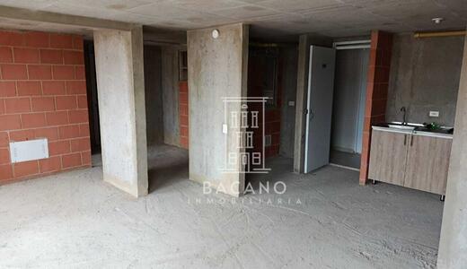 Apartamento en obra gris en venta en Madrid La Prosperidad